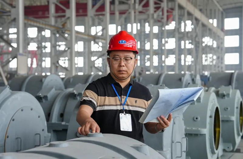 青年技術(shù)能手—江蘇鵬飛集團股份有限公司 王澤